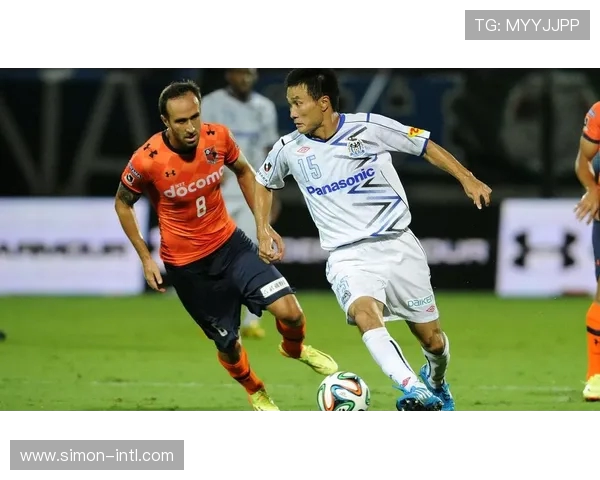 大宫松鼠与雷法山口的精彩对决揭示了足球战术与团队合作的重要性